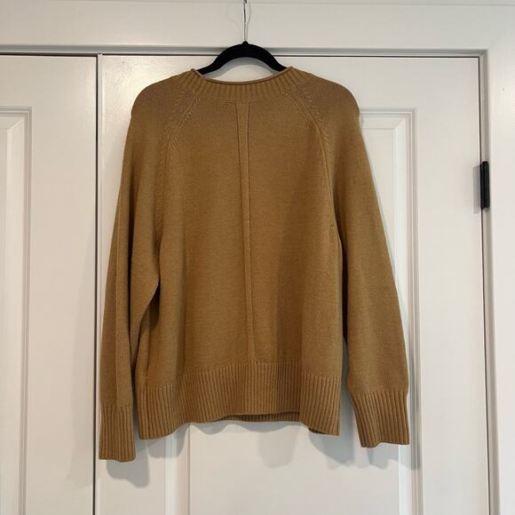 Banana Republic Women's Camel Brown Crewneck Sweater Size XL - Picture 5 of 8